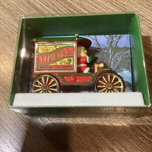Hallmark Tree Trimmer Collection 1981 Santa Motorcar Ornament Rooftop Deliveries